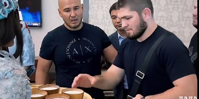 Хабиб Нурмагомедов Ақтауға келді (ВИДЕО)