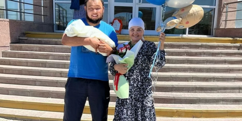 Маңғыстауда 37 жастағы ана он екінші сәбиін дүниеге әкелді