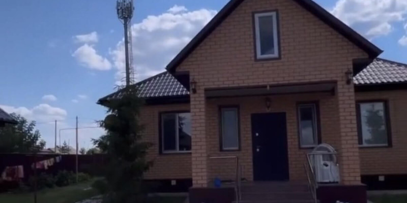Арман Дәулетияров анасы қайтыс болған соң, үйін мешітке берді