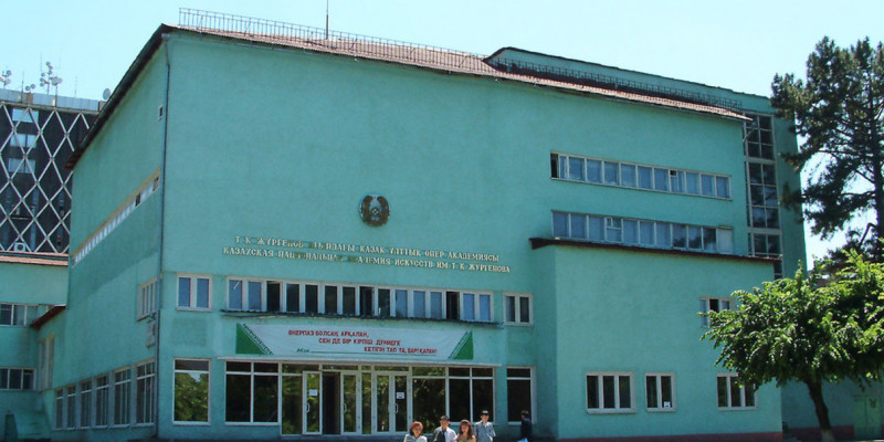 Елімізде төрт жоғары оқу орны оқытушыларының еңбекақысы өсті