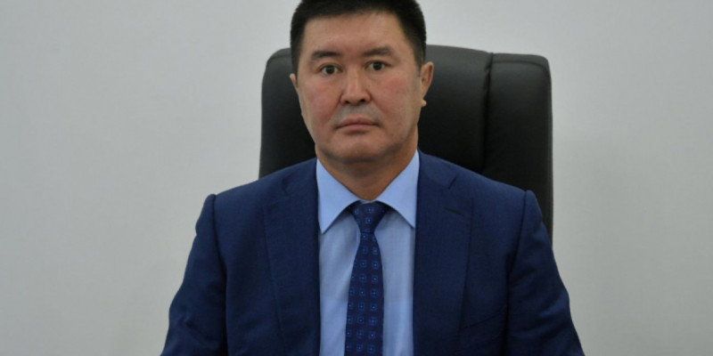 Орынбасары парамен ұсталған әкім отставкаға кетті