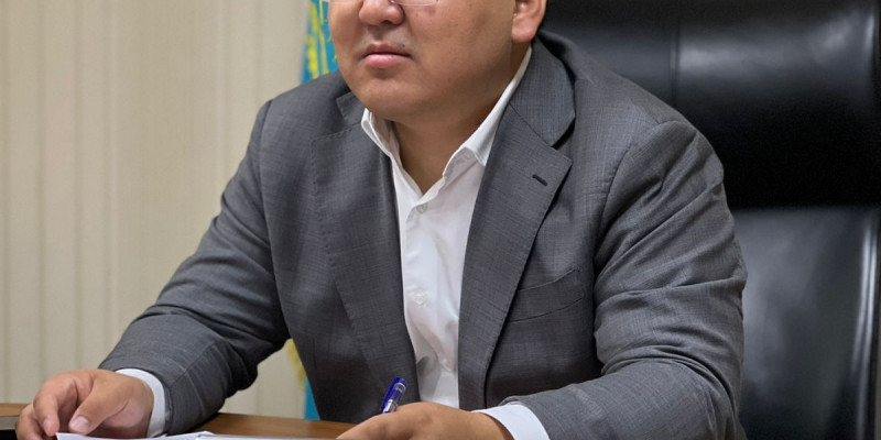 «AMANAT» партиясының хатшысы Дәулет Кәрібек азаматтарды қабылдады