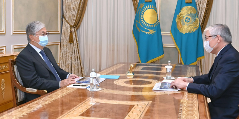 Президент Ұлытау облысының әкімін қабылдады