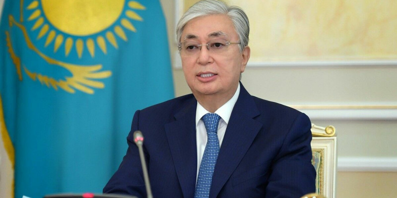 Қасым-Жомарт Тоқаев қазақстандықтарды Конституция күнімен құттықтады