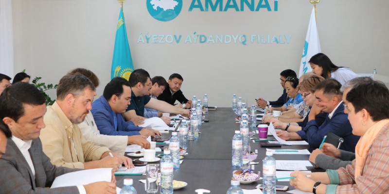 Сарапшылар «AMANAT» партиясының жаңа Саяси тұғырнамасына ұсыныстар енгізді