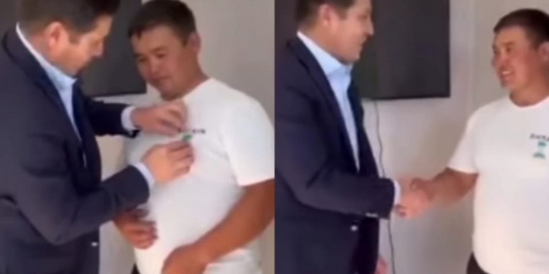 Жанып жатқан көліктен 4 адамды алып шыққан азамат марапатталды