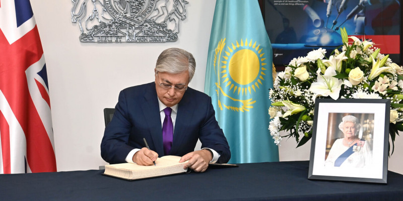 Мемлекет басшысы Қазақстандағы Ұлыбритания елшілігіне барды