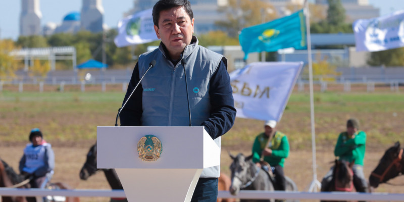 «GGG қазақ боксын дүниежүзілік деңгейге көтерді» – Ерлан Қошанов