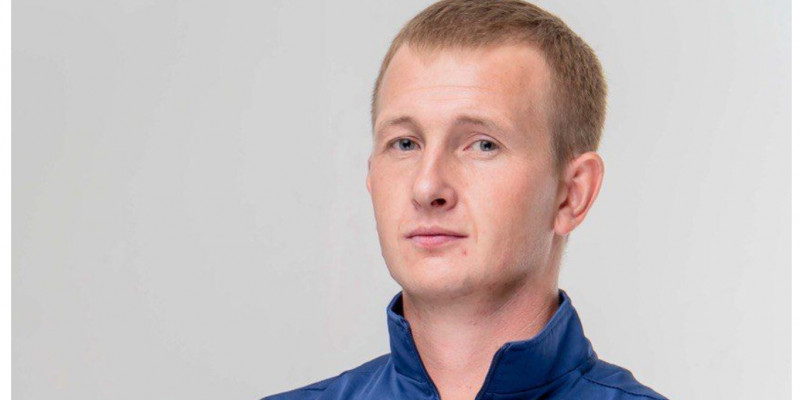 Желіде қазақ тілінде сабақ беретін Вячеслав Смирновтың видеосы тарады
