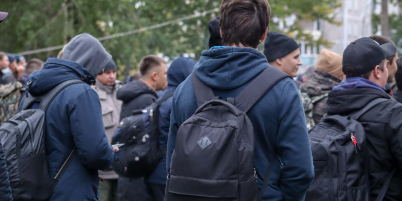 Қазақстанда шетелдіктер қай салада жұмыс істейді?