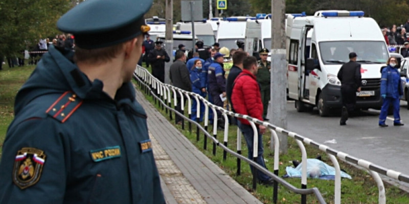 Ресей мектебіндегі атыс: қаза тапқандар саны 17-ге жетті