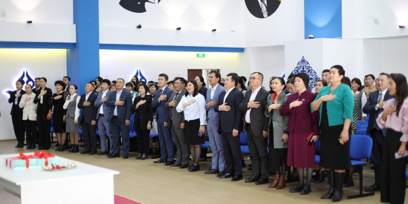 9 әдістемелік кешен, 26 оқу-әдістемелік құралдың тұсаукесер рәсімі өтті