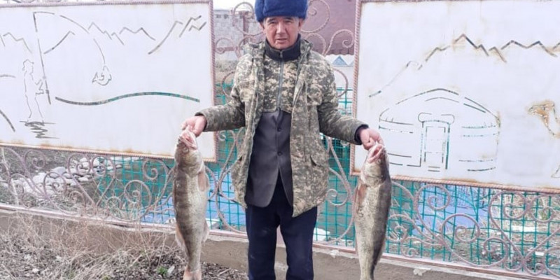 Үйінің қасынан көл жасап, агротуризмді дамытып отырған балықшы