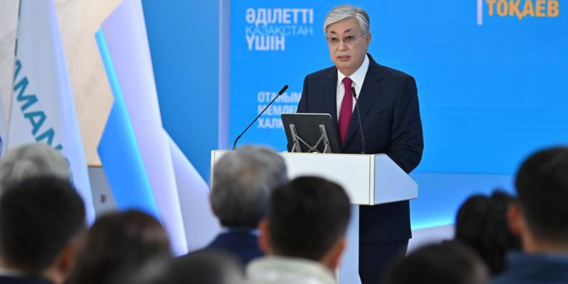 Қасым-Жомарт Тоқаев Республикалық қоғамдық штабқа барды