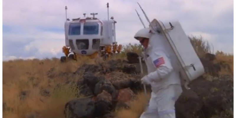 Nasa Айға арналған көлікті көрсетті