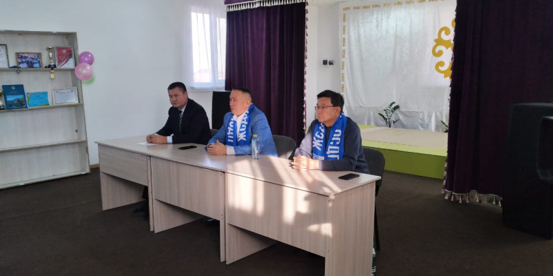 Нұрлан Әуесбаев Қоянды тұрғындарымен кездесті