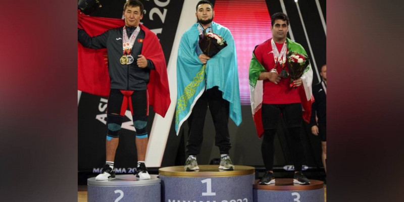 Қазақстандық зілтемірші Азия чемпионатында алтын алды