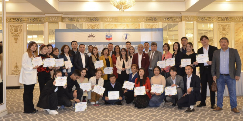 БАҚ-тағы әлеуметтік мәселелер: қазақ журналистеріне арналған семинар өтті