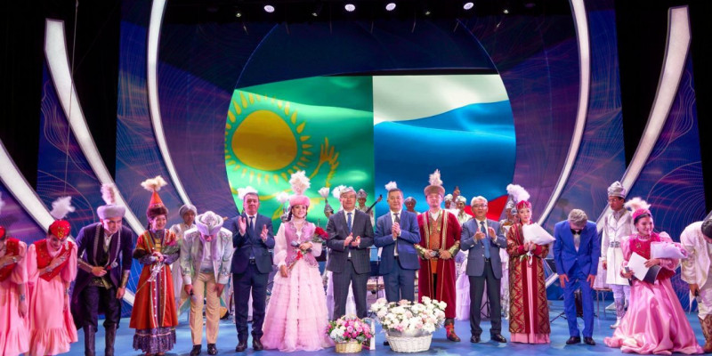 Орынбор қаласында қазақтың күйі күмбірлеп, әні әуеледі