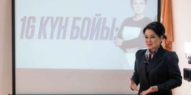 Сайлау-2022: Салтанат Тұрсынбекова үгіт-насихат жұмысы бойынша есеп берді