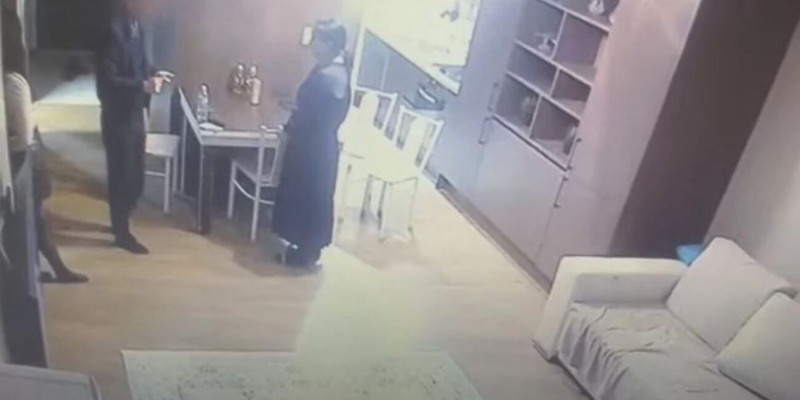 Астанада жалған полицей жезөкшелерден ақша бопсалаған