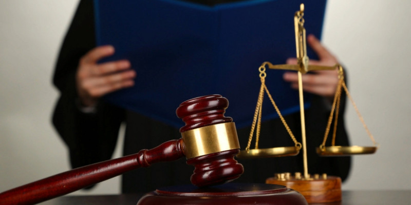 222 млн теңгені жымқырған қарағандылық әйел сотталды