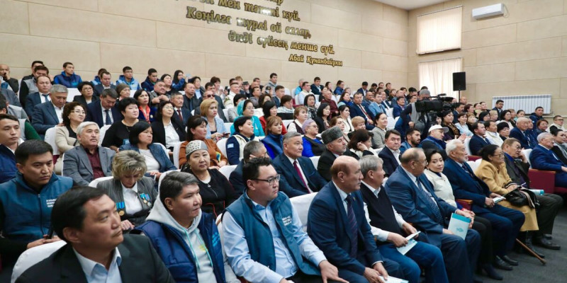 Тоқаевтың жақтастары Түркістан облысының және Шымкент қаласының сайлаушыларымен кездесті