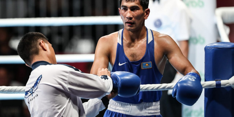 Боксшы Асланбек Шымбергенов Азия чемпионатының финалына өтті