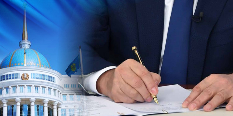 Тоқаев бюджеттік трансферттердің көлемі туралы заңға қол қойды
