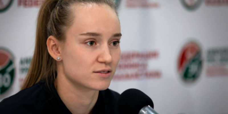 Елена Рыбакина алматылықтармен кездесті