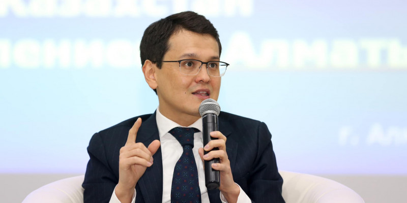 Бағдат Мусин интернеттің сапасы неге төмендеп кеткенін айтты