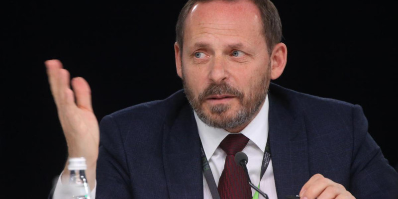 «Яндекс» құрылтайшысы компаниядан кететінін мәлімдеді