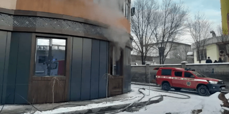 Шымкентте көпқабатты үйде жарылыс болды