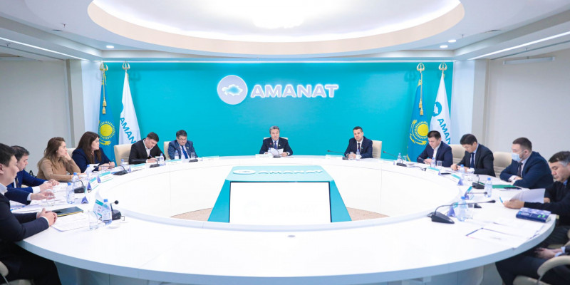 AMANAT партиясында табиғи монополиялардың қызметін реттеу мәселесі талқыланды