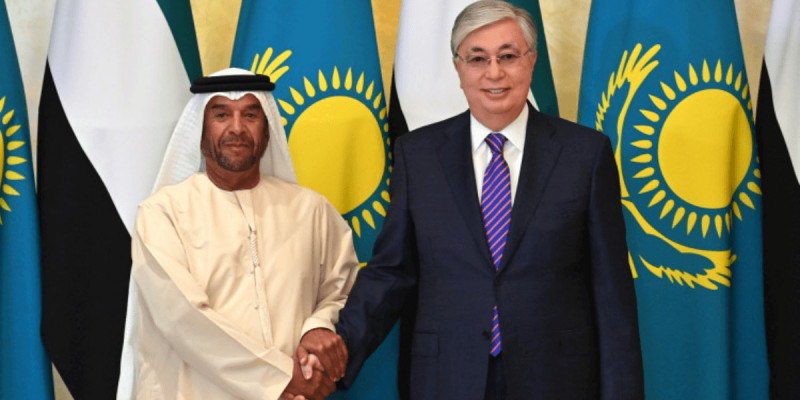 Тоқаев шейх Сурур бен Мұхаммед Әл Нахаянмен кездесті