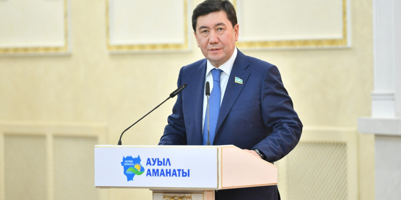 Ерлан Қошанов ауыл тұрғындарының қаржылық сауаттылығын арттыруға бағытталған жобаның бастау алғанын жеткізді