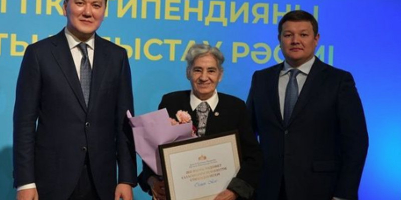75 азаматқа мәдениет саласындағы мемлекеттік стипендия табысталды