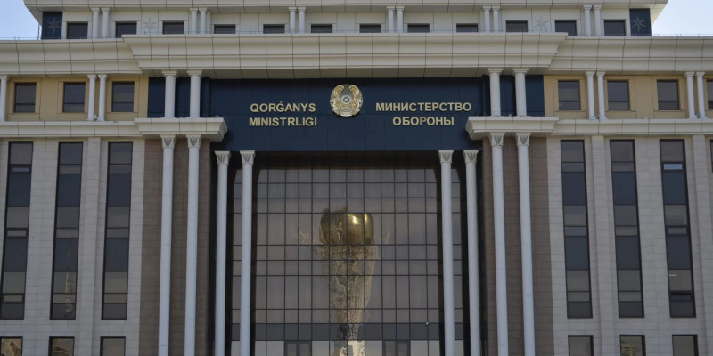 Қорғаныс министрлігі департаментінің басшысы ұсталды