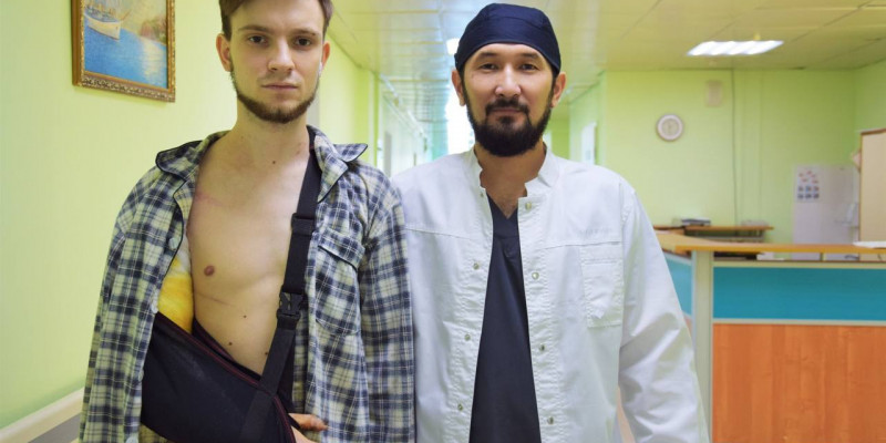 Науқастың қолы жұлынып кеткен: елордалық дәрігерлер ерлік жасады