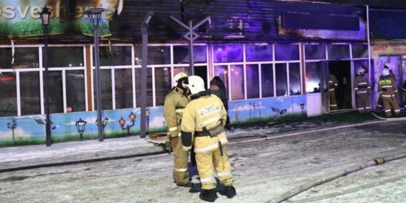 Алматыда барахолка маңында өрт шықты (ФОТО)