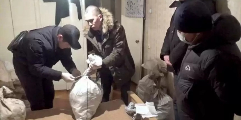 Шығыс Қазақстанда есірткі тасымалдаған ер адам ұсталды