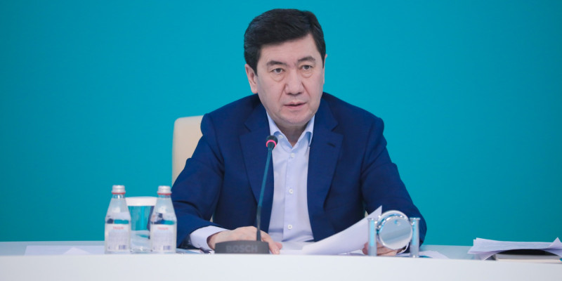 Ерлан Қошанов: Елді дамыту жөніндегі жасампаз ортақ мақсатқа қоғамды жұмылдыру қажет