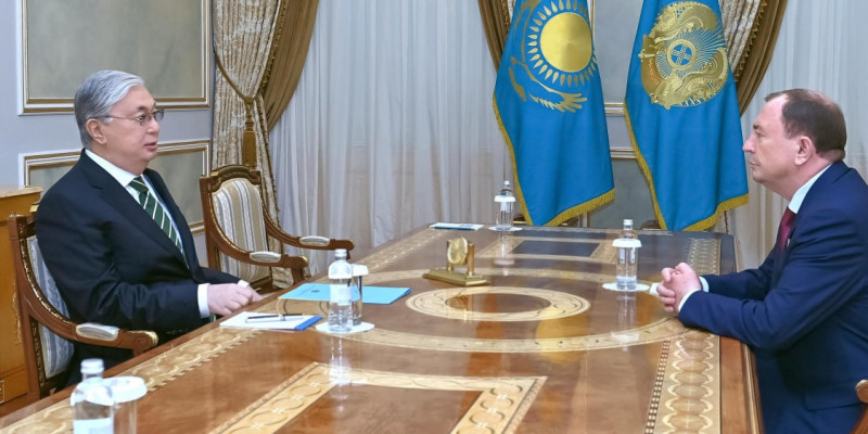 Тоқаев «Родина» агрофирмасының бас директорымен кездесті