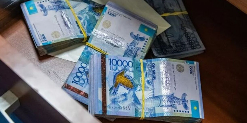 Алматы облысында шенеуніктер лицензия беру үшін пара алған