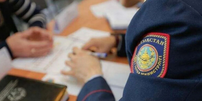 Мектепке қаруланып келген 9-сынып оқушысы балаларды жарақаттады