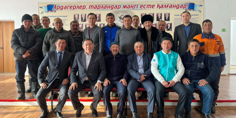 Депутаттыққа үміткерлер ауыл тұрғындарымен кездесті