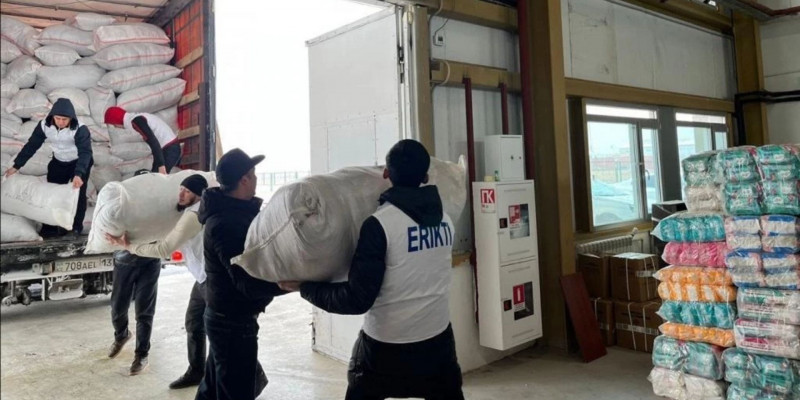 Қазақстан Түркияға 55 тонна гуманитарлық көмек жібереді