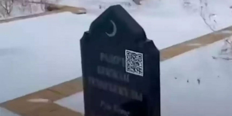 Зират басындағы құлпытасқа неге QR-код орнатылғаны белгілі болды