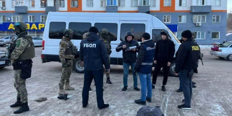 Ақтөбеде ер адамнан 15 миллион теңге бопсалаған күдікті ұсталды