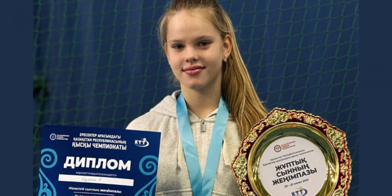 14 жастағы теннисші ересектер арасында чемпион атанды